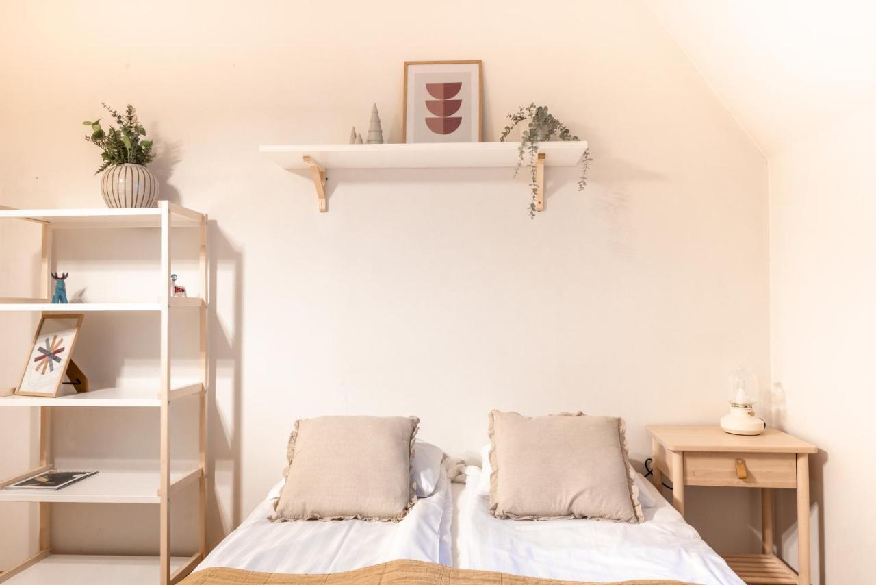 2Ndhomes Cozy & Compact Top Floor Studio In Erottaja Helsinki Bagian luar foto