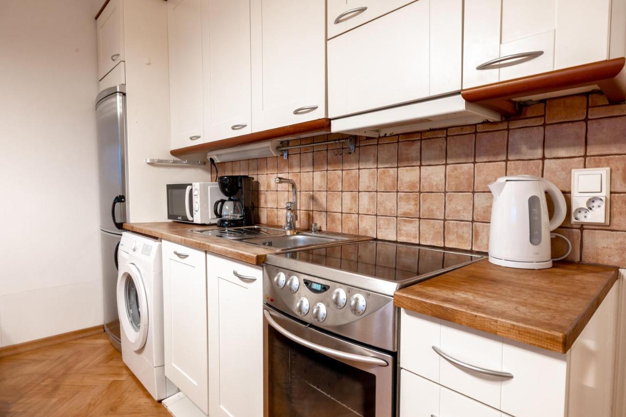 2Ndhomes Cozy & Compact Top Floor Studio In Erottaja Helsinki Bagian luar foto